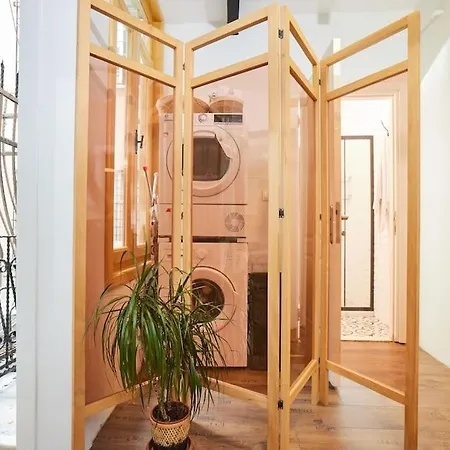 Stunning 2br 1 Min Metro&galata Istanbul