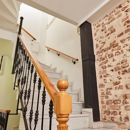 Stunning 2br 1 Min Metro&galata Apartment *