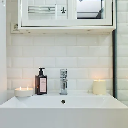 Apartment Stunning 2br 1 Min Metro&galata *