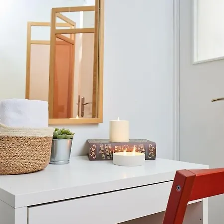 Stunning 2br 1 Min Metro&galata Apartment