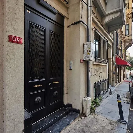 Stunning 2br 1 Min Metro&galata *