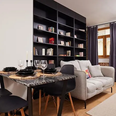 Stunning 2br 1 Min Metro&galata
