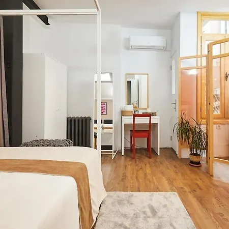 Modern 2br Galata-taksim Area Near Metro * Стамбул