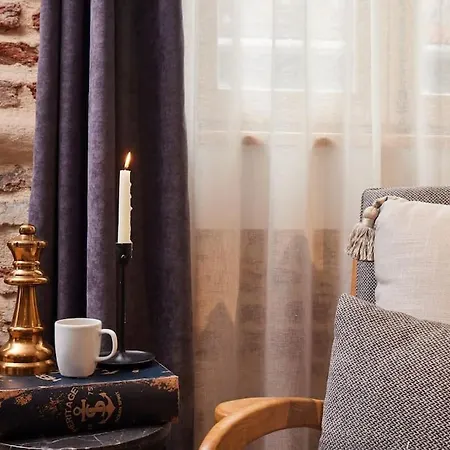 Apartment Stunning 2br 1 Min Metro&galata
