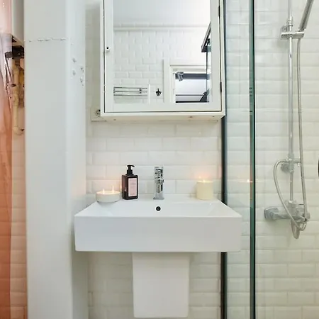 Modern 2br Galata-taksim Area Near Metro דירה *